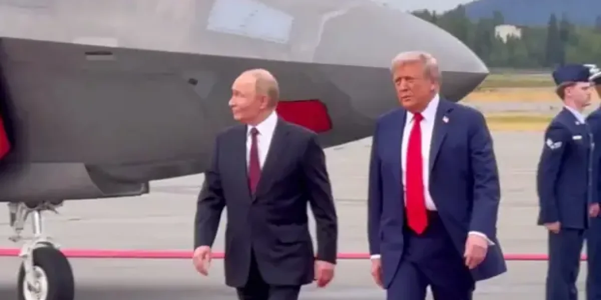 "После сентября жители России скажут: "Хватит!" Мистер Холмс дал сценарий того, что будет дальше