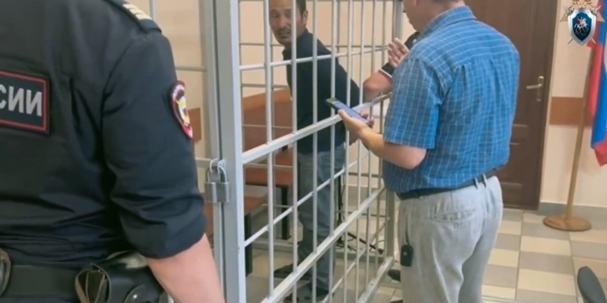 Мигрант в Омске думал что школьнице 25 лет, поэтому пошёл за ней, а в Питере мужики такого во дворе поймали и сдали в полицию
