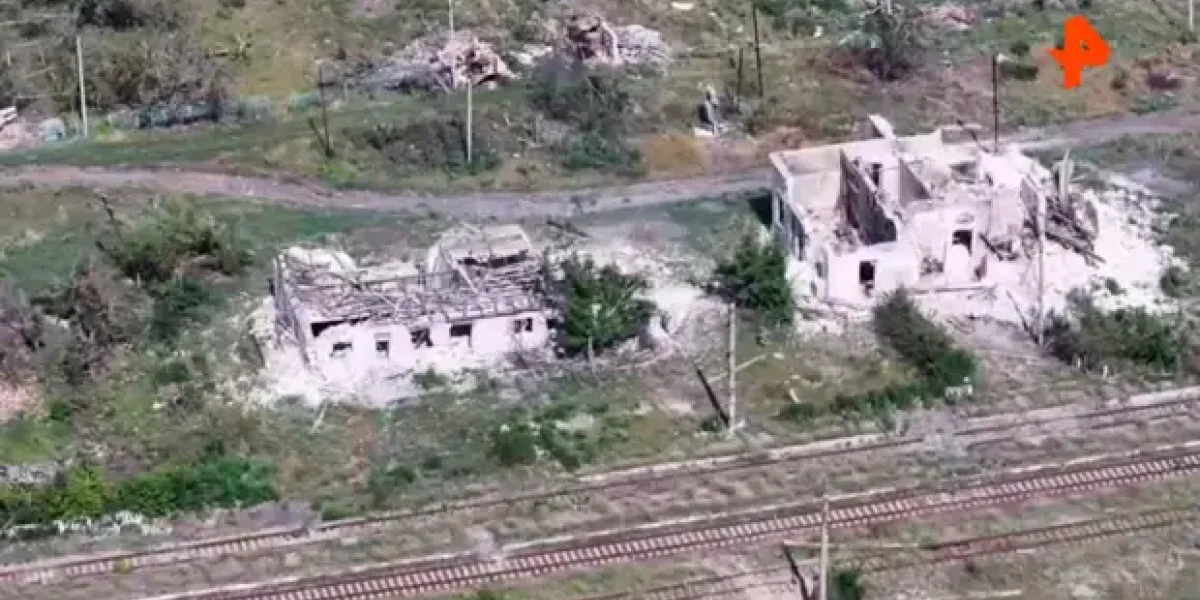 Когда врать прекратим? Нам показали видео, что взяли Александро-Шультино. Но там нет железной дороги