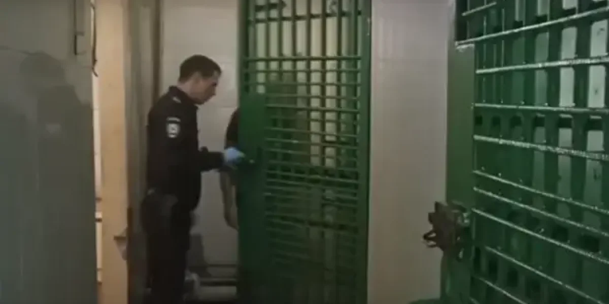 «Это моя территория. Запомните, меня зовут Абрам!» За что он разметал на рынке все помидоры бабушки