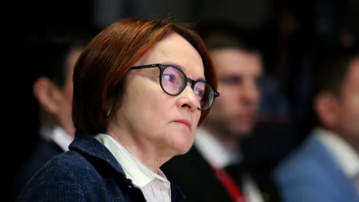 Набиуллина опять примет "непростое решение"? Аналитик предупредил о приближающейся катастрофе: "Выход из войны не будет бесплатным"