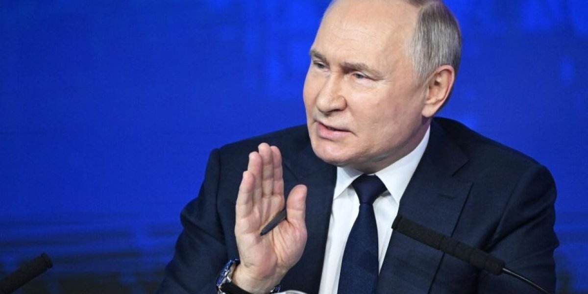 «Хитро обезопасил тылы»: Неожиданный ход Путина перед переговорами в Аляске