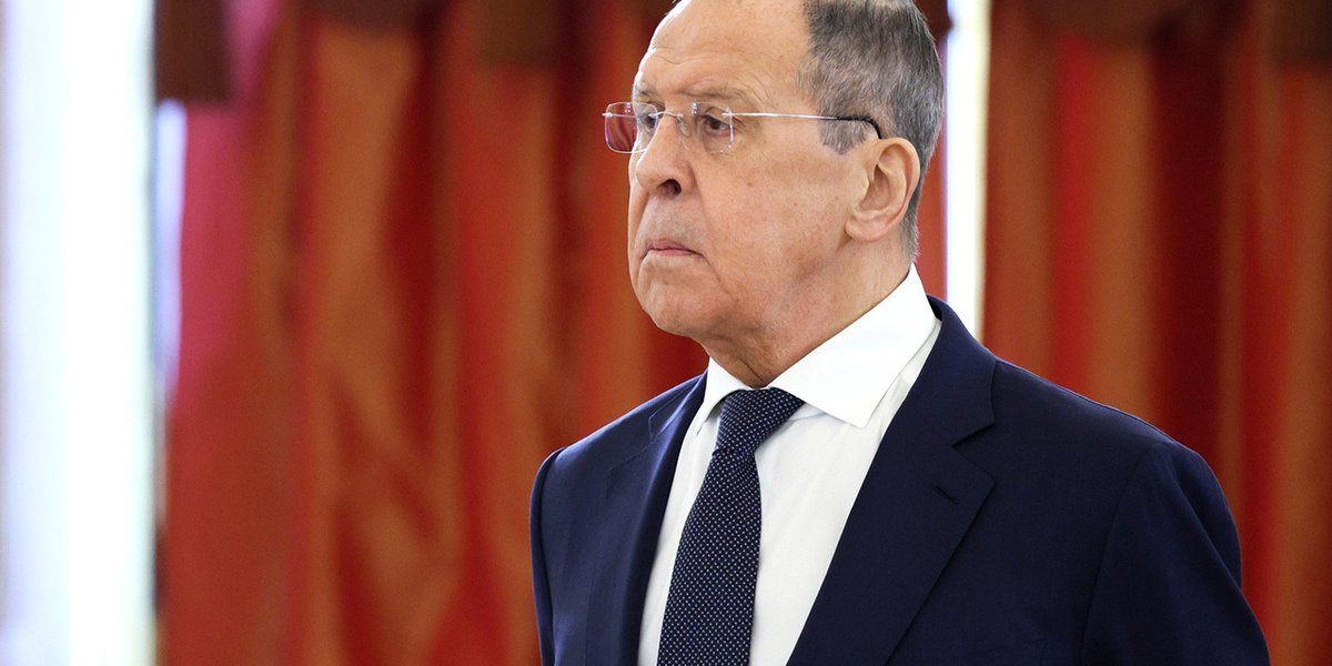 Лавров ходит по Аляске в кофте с надписью «СССР»: «Крутой мужик»