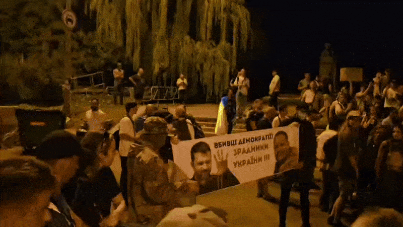 Москва ответила Трампу на ультиматум по Украине. Арестович*: "Когда военные услышат, что на этих пленках, президента спасти не сможет ничто"