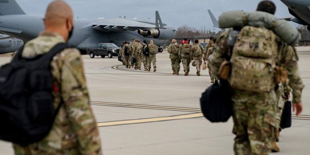 «США защитят Кремль, лишь бы РФ не развалилась»: полковник СБУ в панике