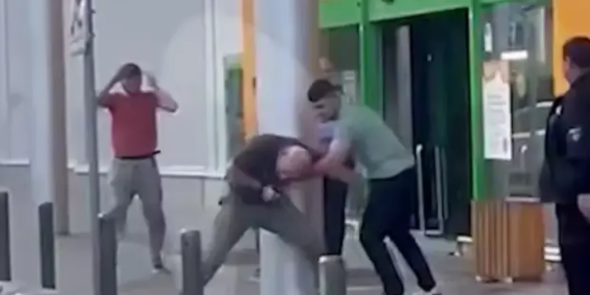 В Щелково таджики избили полицейского в штатском. Зато 9 сентября Москва окрасится флагами Таджикистана
