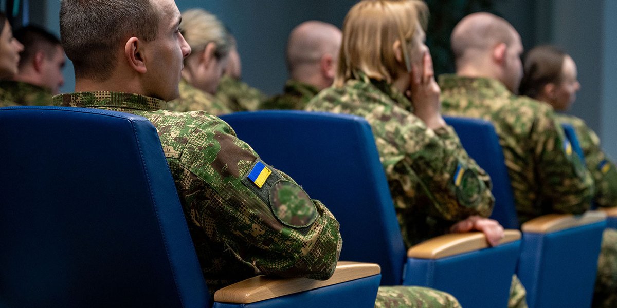 Украинский боец ММА выступил против киевского командования