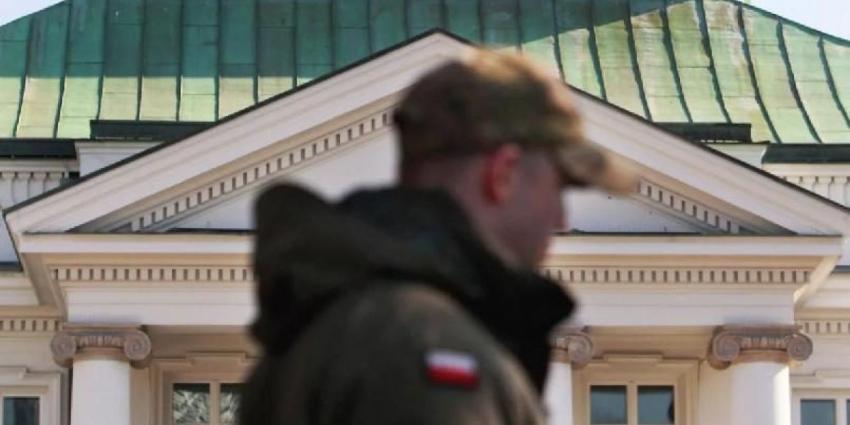 Дрон над резиденциями в Польше был запущен подростками