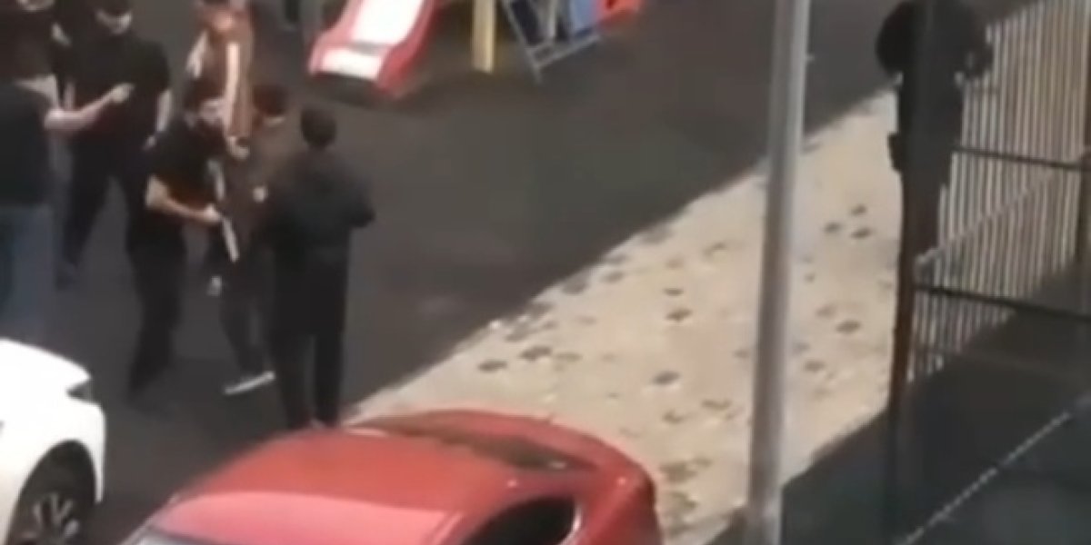 Уже месяц жителям этого дома не до сна, а с пяти утра и вовсе музыка, крики и разборки приезжих