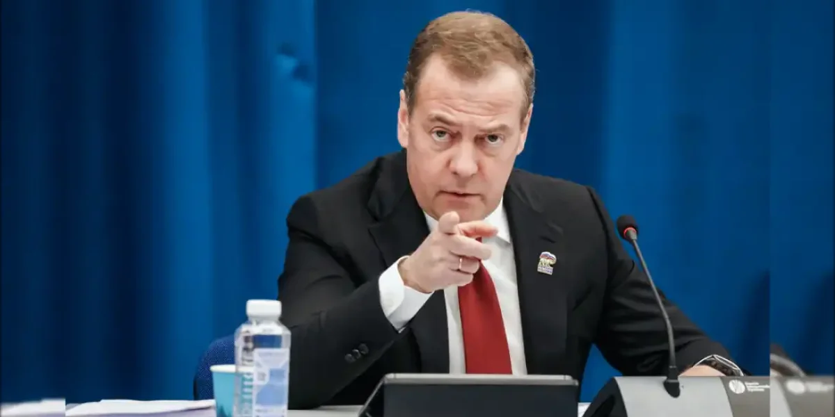 «Есть только один способ»: Медведев назвал, что заберёт Россия взамен «замороженных» на Западе активов