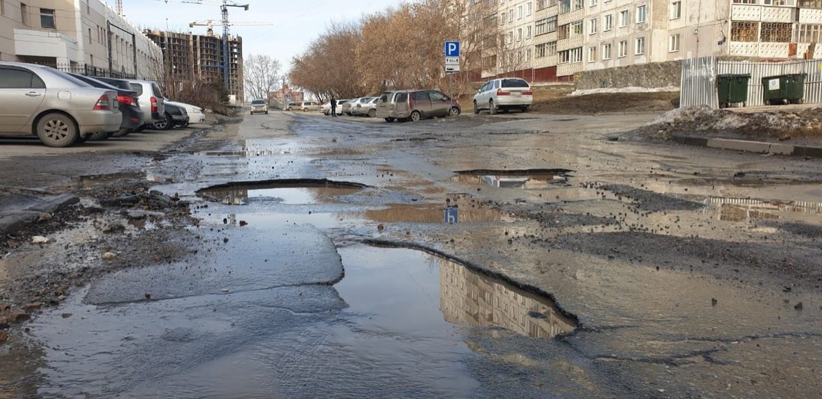 «Охлаждение экономики» накрывает региональные бюджеты: в 1990-е Россия чудом уцелела