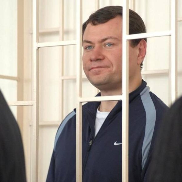 Приговор кремлевским «кадровикам»: как главарь банды из 90-х стал мэром Владивостока и украл 20 миллиардов
