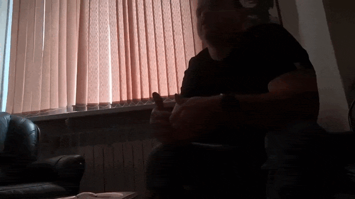 "Позор уже не смыть": К волонтёру, собирающему миллионы на гуманитарке, пришли со скрытой камерой. Теперь есть вопросы к генералу?