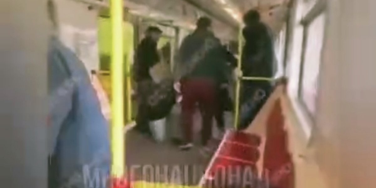 Разобрались: это спутник приезжей в никабе виноват в конфликте с москвичкой в метро, а не наоборот, как они представили