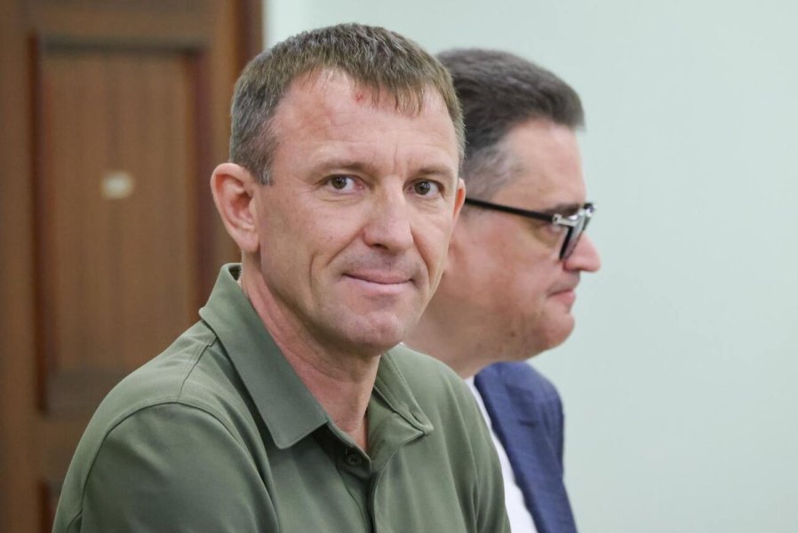 Герою обороны Запорожья генералу Попову нужна наша поддержка: десятки тысяч россиян уже выступили в его защиту