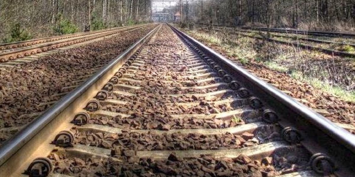 В Орловской области на железной дороге взорвалась бомба: погибли три сотрудника Росгвардии (ВИДЕО)