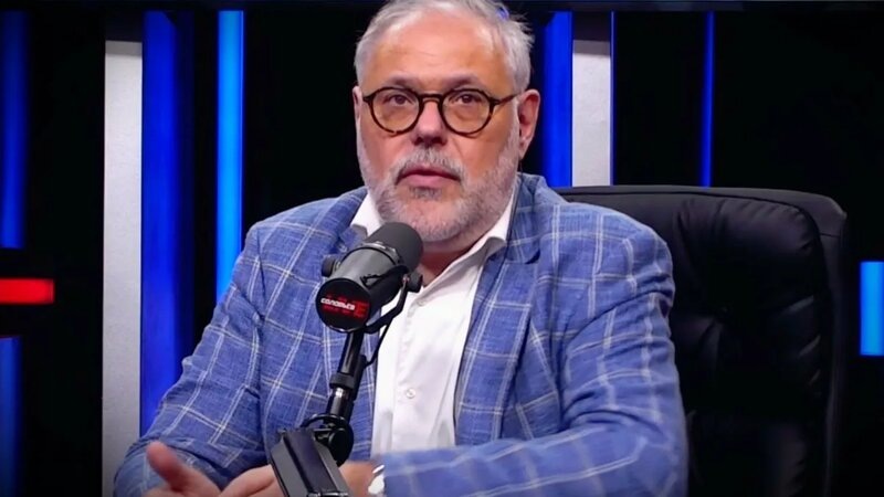 Мир прощается с долларовой гегемонией: пророчества Михаила Хазина сбываются
