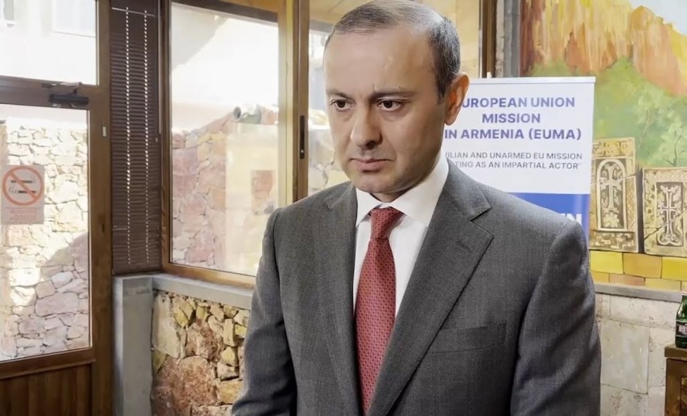 Тайны ереванского двора: сменит ли Армен Григорян Никола Пашиняна в кресле премьер-министра Армении?