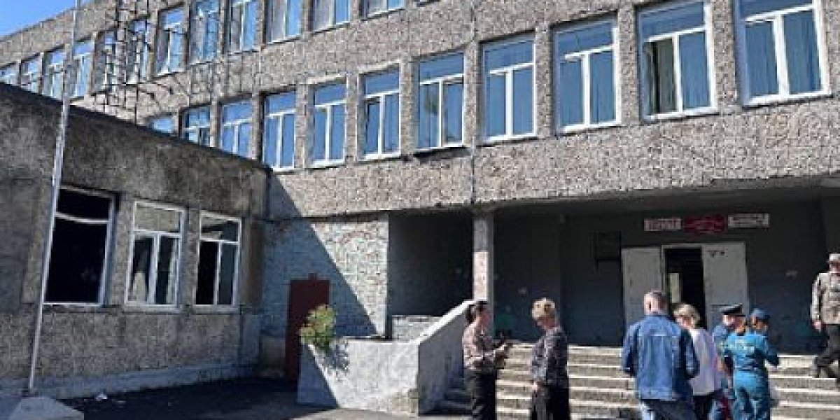 Ремонт помещений после пожара стартовал в школе № 69 города Владивостока