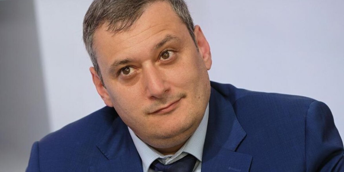 «Кремль за Хинштейна: Почему губернатор не уйдет в отставку, несмотря на расследование»: INSIDER BLACK