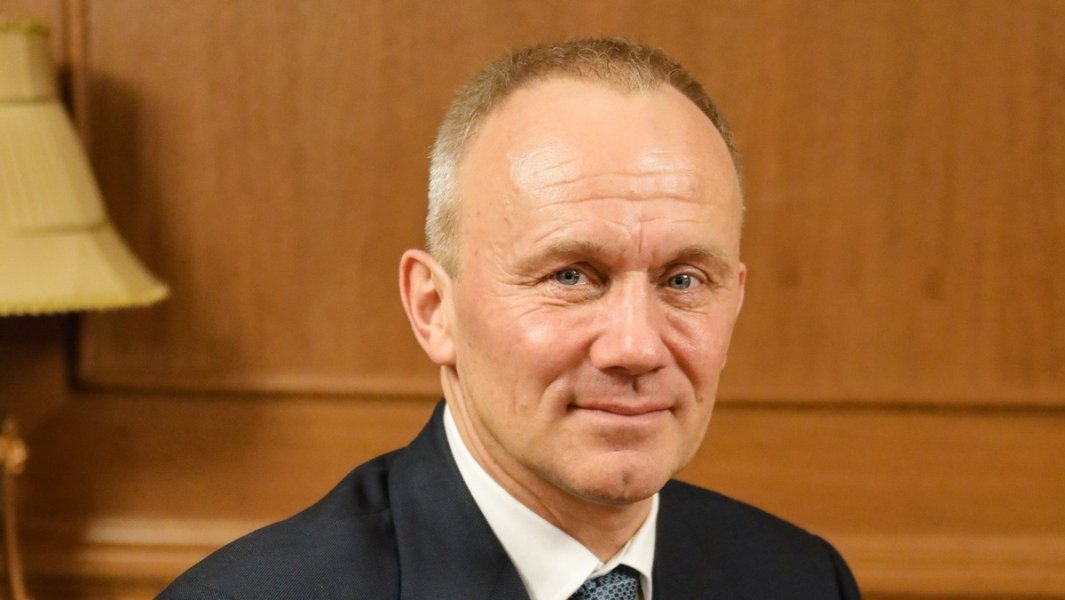 Кремлевские "кадровики" должны были знать об отелях для ВСУ свердловского вице-губернатора Чемезова