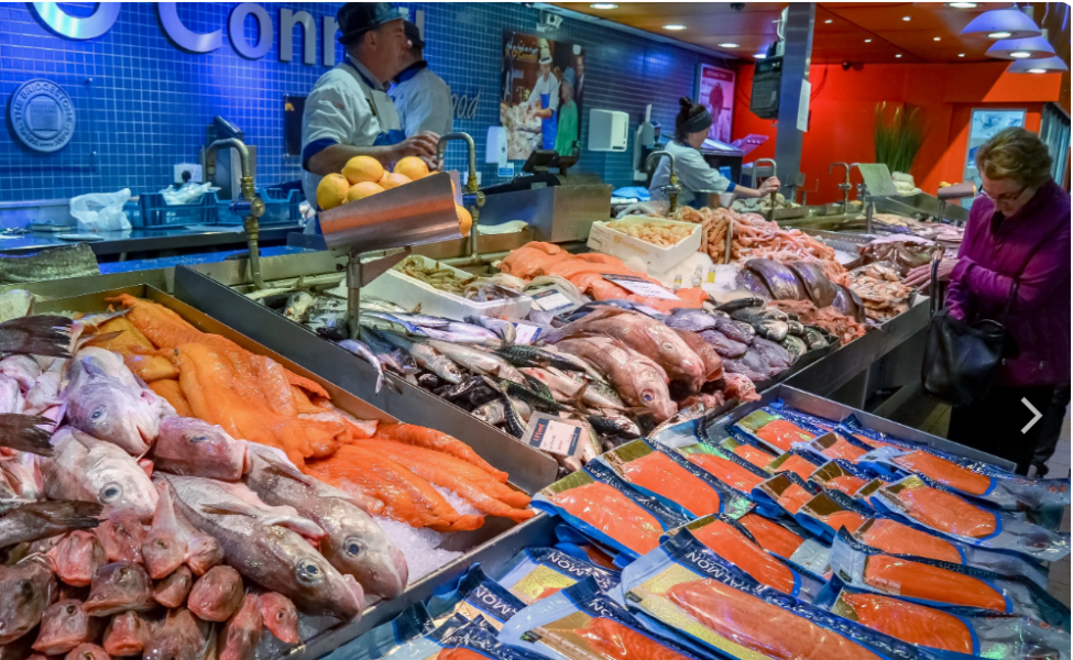 Доплачивают снарядами за рыбу: растёт импорт морепродуктов из России в Евросоюз