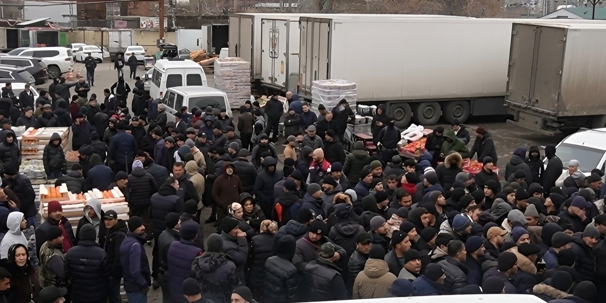 ОМОН нагрянул на овощебазу и обомлел: тысяча мигрантов скрывались, 40 человек подлежат депортации