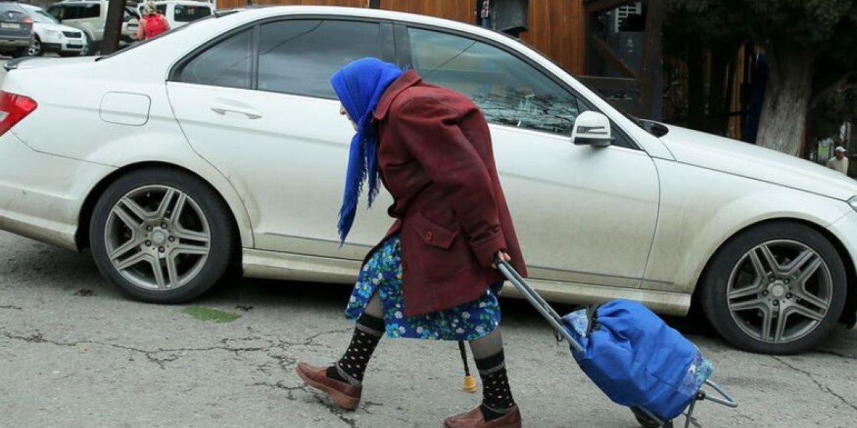 «Россиян ждет снижение уровня жизни. Где тот человек, у которого выросли доходы?»: эксперт «Россиян ждет снижение уровня жизни. Где тот человек, у которого выросли доходы?»: эксперт