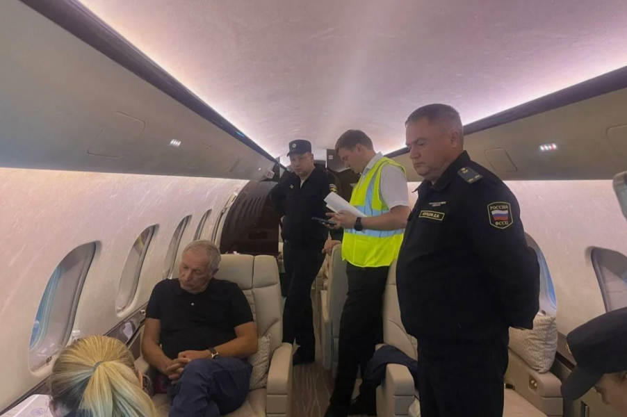 "У семьи всё отобрали": миллиардер Струков о своей новой бедности