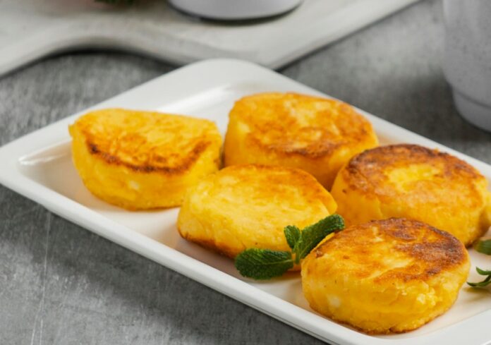 Совсем не драники: Готовим обалденные картофельные оладьи — с секретной добавочкой Совсем не драники: Готовим обалденные картофельные оладьи — с секретной добавочкой