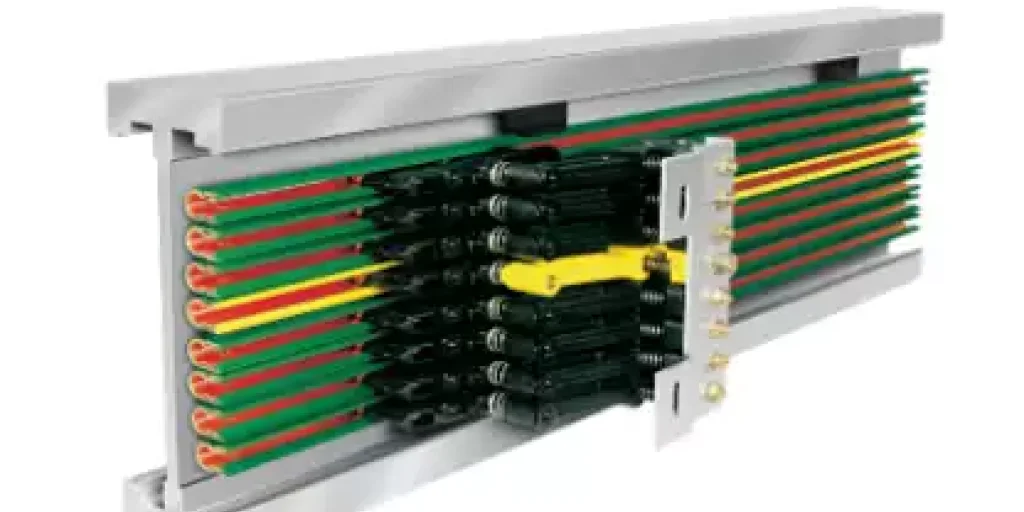 Изолированный контактный рельс в Москве: современные решения для безопасного энергоснабжения кранов и подъемников