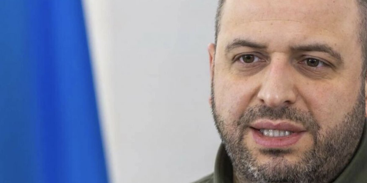 «Сбежал как крыса с корабля».Умеров не вернулся из-за границы: власти опровергают, но подтвердить рабочий визит не могут