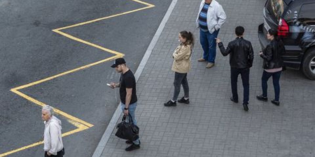 Выделенные автобусные полосы не спасли проблемный маршрут Владивостока, которому не хватает водителей