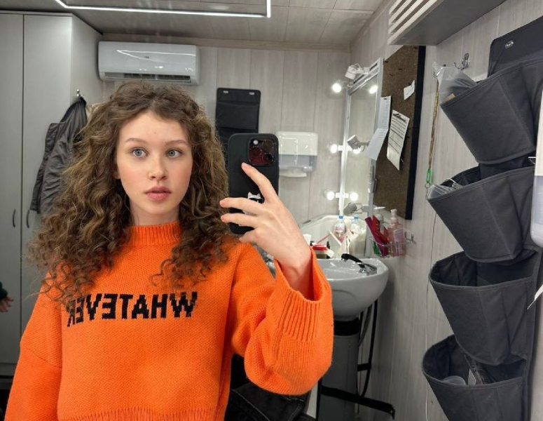 «Ну какая она, к шутам, актриса?»: новость о признании Анны Пересильд лучшей актрисой страны вызвала негодование в Сети.