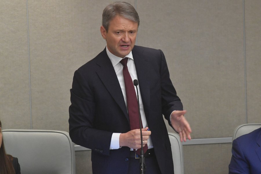 Ратовал за связи с Азербайджаном, подвел под статью депутат-беглец: биография депутата Анатолия Вороновского, лишенного неприкосновенности