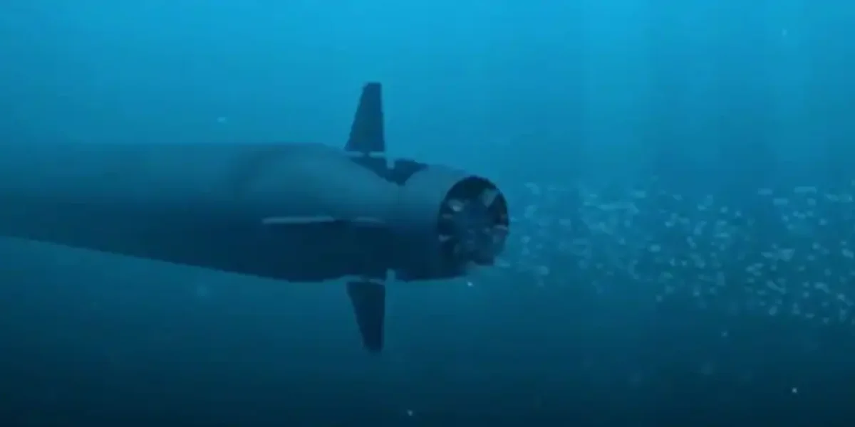 Путин испытывает подводный дрон, который может «накрыть Великобританию радиоактивной волной» Путин испытывает подводный дрон, который может «накрыть Великобританию радиоактивной волной»