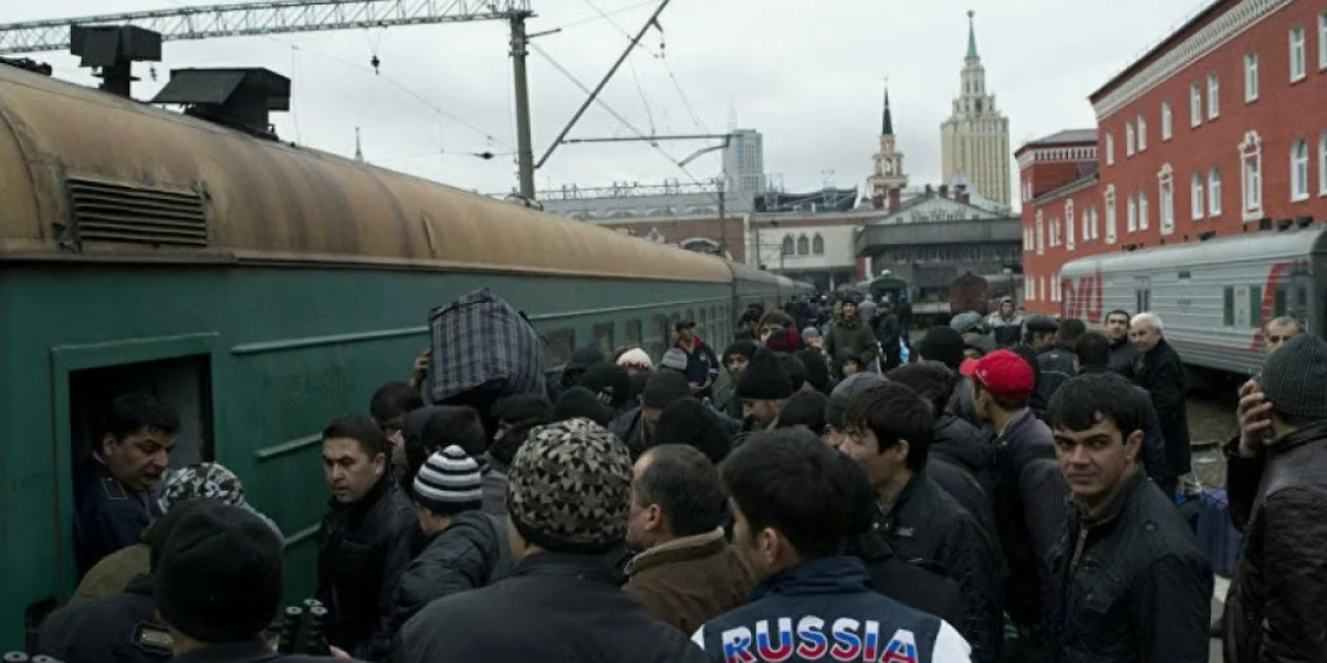 «Волчьи стаи» приезжих беспризорников заполонили российские города и кошмарят жителей «Волчьи стаи» приезжих беспризорников заполонили российские города и кошмарят жителей