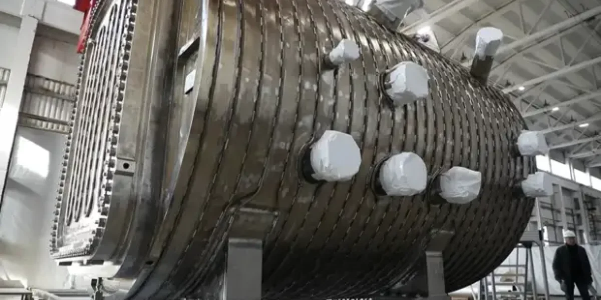 Брянск чуть задержался из-за обстрелов французскими ракетами, но почти в срок поставил Франции уникальное оборудование Брянск чуть задержался из-за обстрелов французскими ракетами, но почти в срок поставил Франции уникальное оборудование