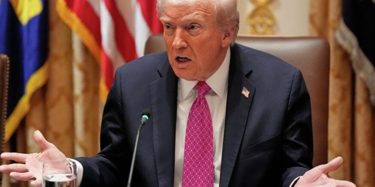 «Царил абсолютный хаос»: Трамп не вникал в детали американского «мирного плана» по украинскому конфликту? «Царил абсолютный хаос»: Трамп не вникал в детали американского «мирного плана» по украинскому конфликту?