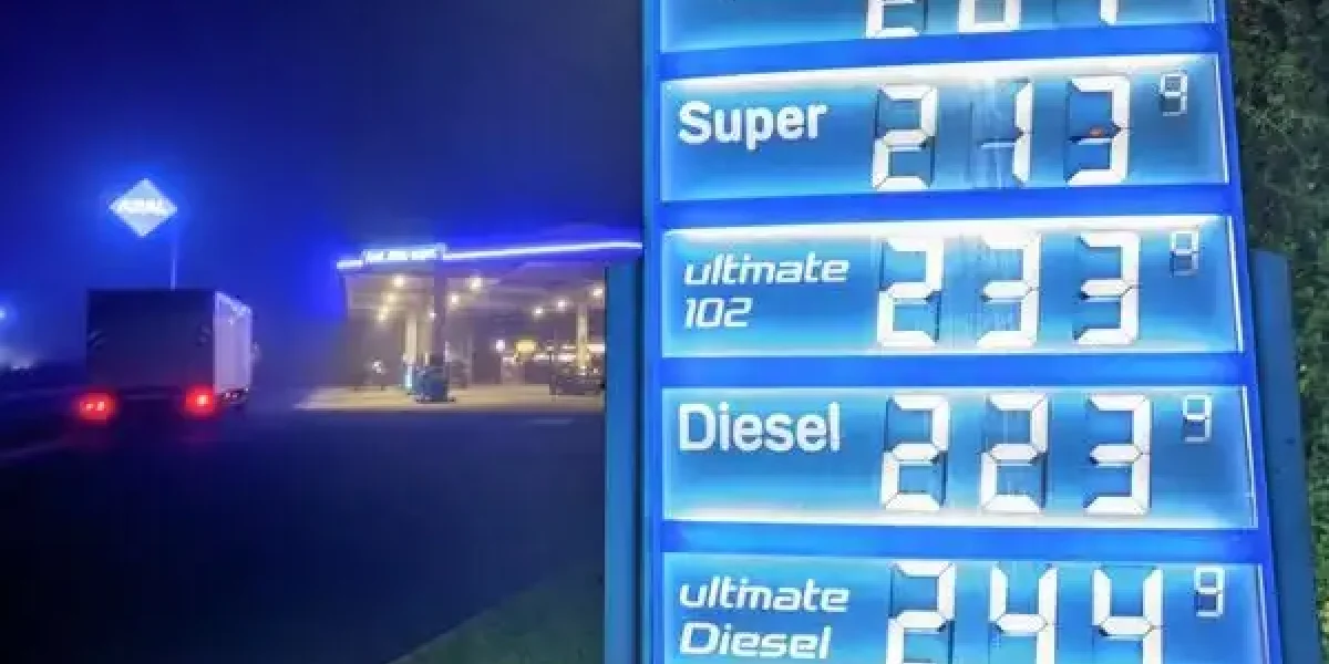 Европейцы опомнились: Москва им совсем не враг, Америка грубо обвела их вокруг пальца Европейцы опомнились: Москва им совсем не враг, Америка грубо обвела их вокруг пальца