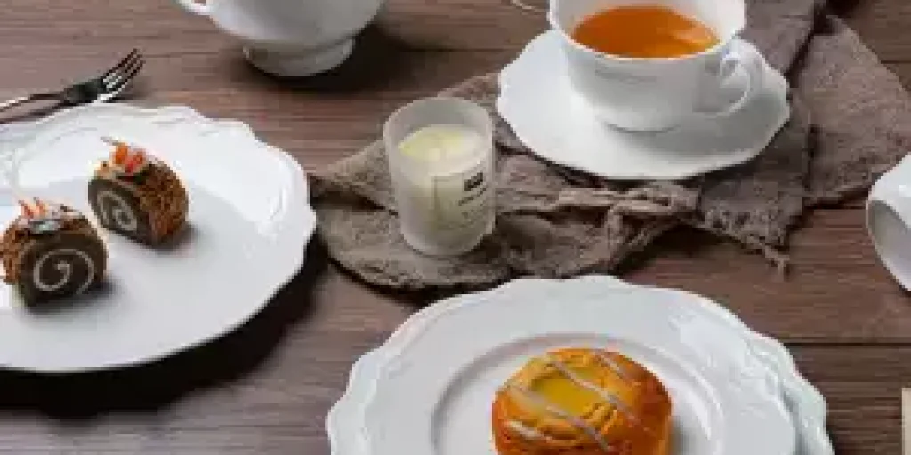 Изящная Гармония: Новая Коллекция Белого Фарфора ELSA для Идеальной Сервировки