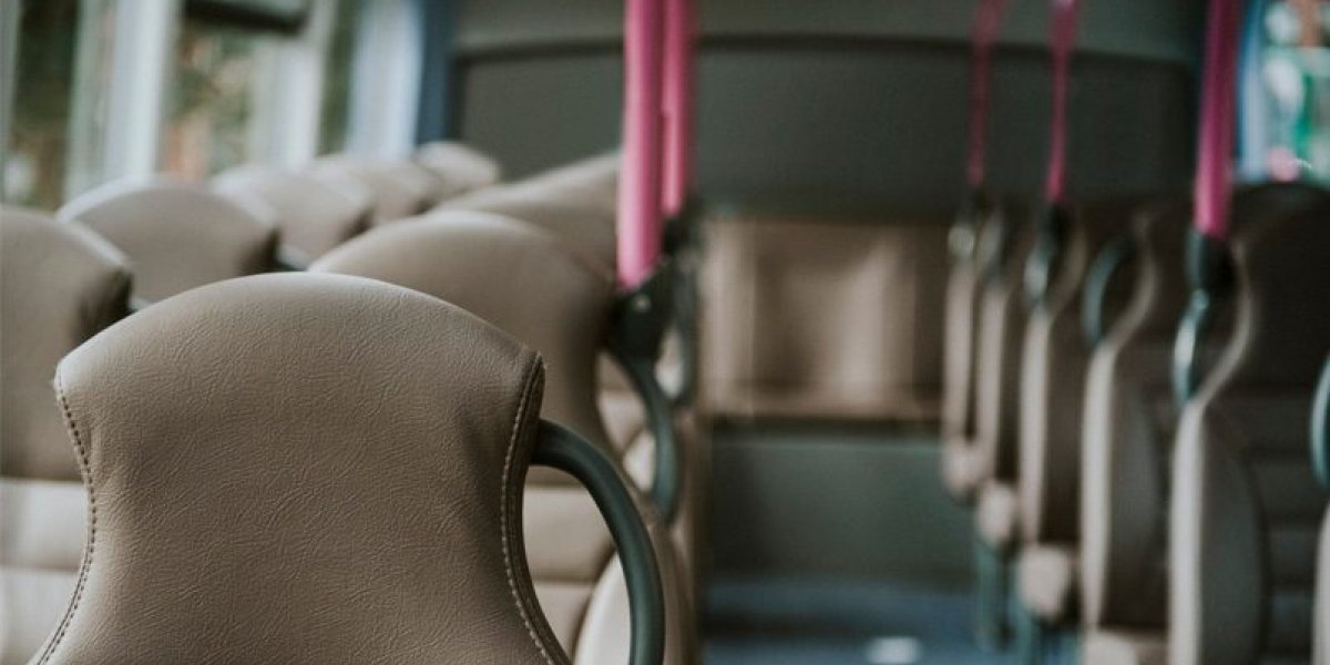 Таллин намерен распродать школьные автобусы