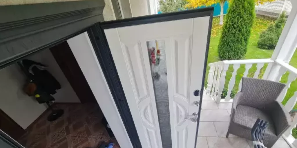 Межкомнатные двери в Минске: как выбрать идеальную модель в 2025 году