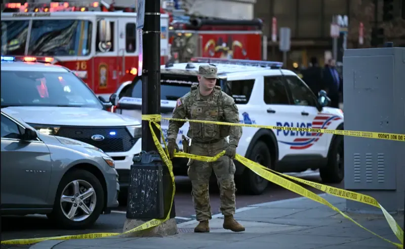 США на взводе: стрельба у Белого дома как симптом разлома