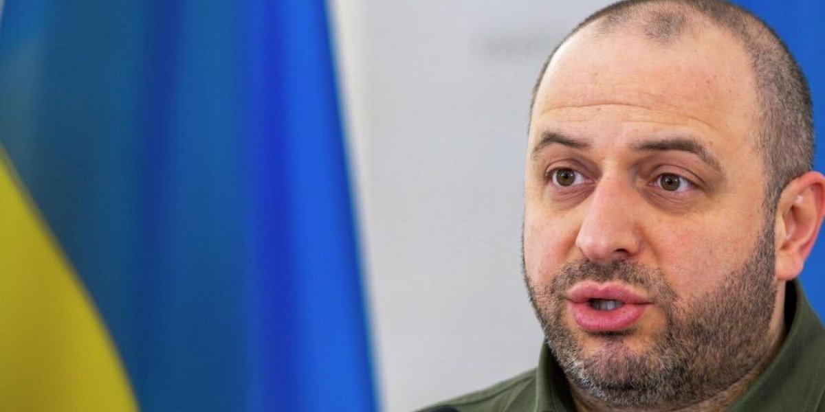 После слухов о бегстве Умеров появился в Анкаре на встрече с Зеленским: почему не в Киеве? После слухов о бегстве Умеров появился в Анкаре на встрече с Зеленским: почему не в Киеве?