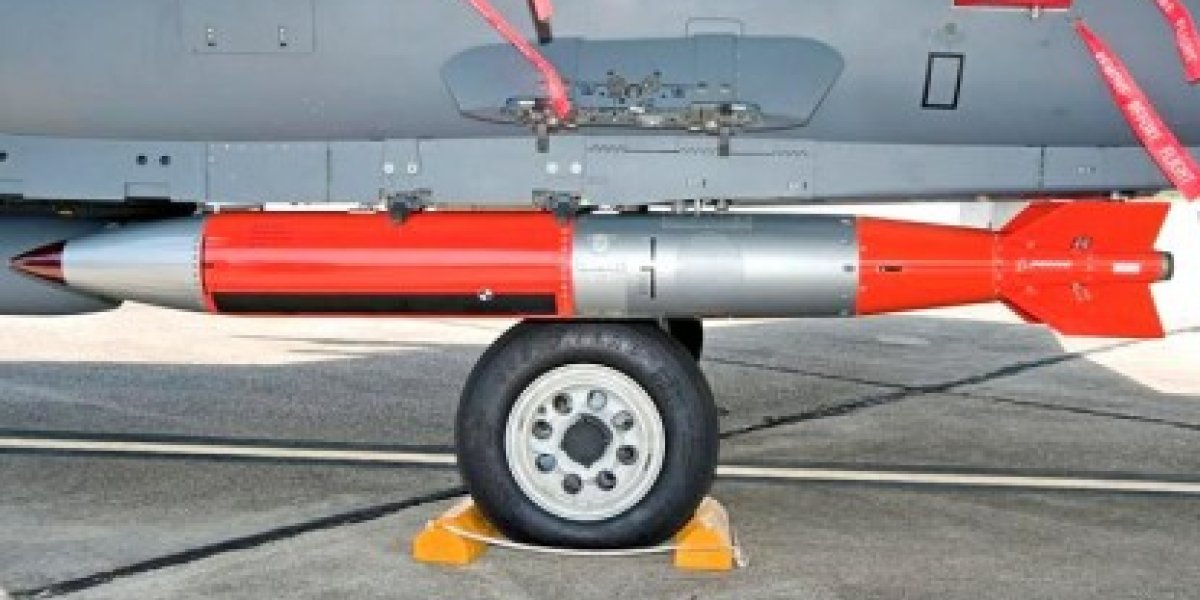 США провели серию летных испытаний ядерной бомбы. Как ответить России? США провели серию летных испытаний ядерной бомбы. Как ответить России?