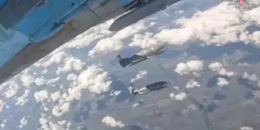 Новая реактивная бомба России испугала ГУР и восхитила американцев: чем так страшен JDAM по-русски