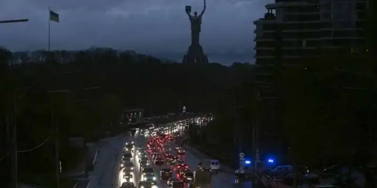 Особенности денацификации темнотой и холодом Особенности денацификации темнотой и холодом