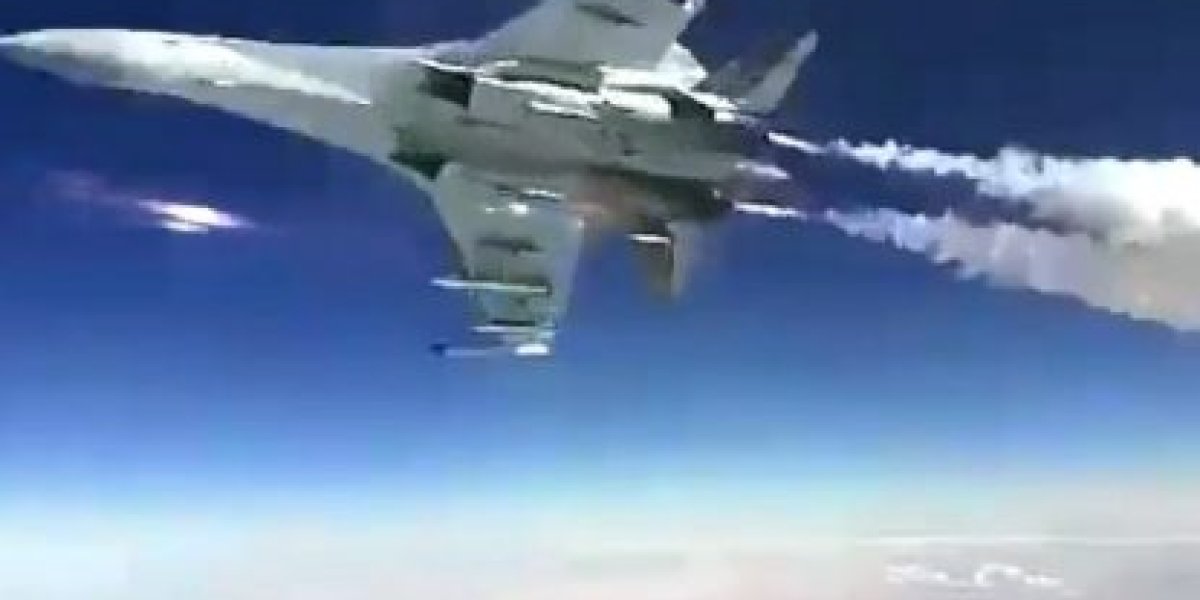 Русские Су-35С прижали к земле F-16 и Mirage Русские Су-35С прижали к земле F-16 и Mirage