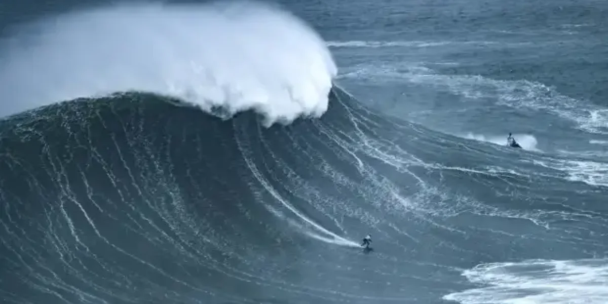 "Им должно быть дышать некогда". Декан Сардарян предложил, что вызовет бурю в Лондоне. Соловьев усилил "Им должно быть дышать некогда". Декан Сардарян предложил, что вызовет бурю в Лондоне. Соловьев усилил